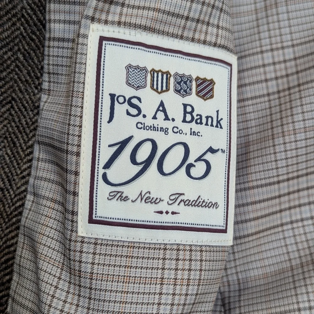 Jos.A.Bank Men's Herringbone Brown 100% Wool Blazer With Suede Elbow Patches 44L